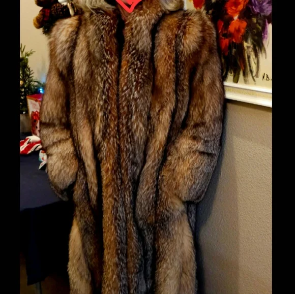 Silver Fox Fur Stroller, I Magnin - Picture 8 of 9